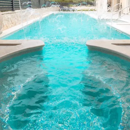 Elais Luxury Villa