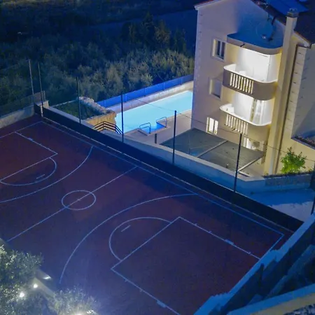 Elais Luxury Villa Podstrana