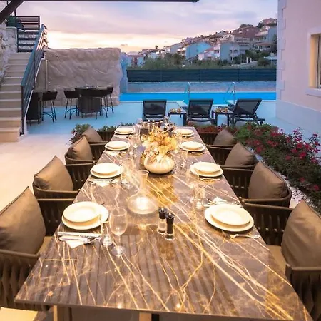 Elais Luxury Villa Podstrana
