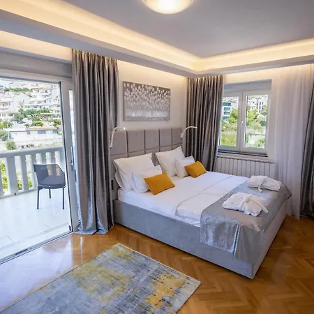 Elais Luxury Podstrana