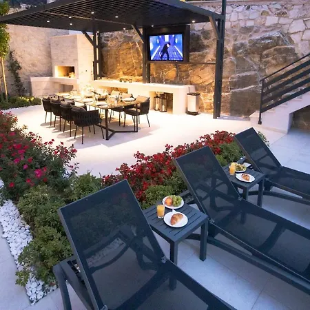 Elais Luxury Villa Podstrana