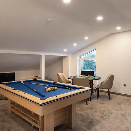 Elais Luxury Villa Podstrana