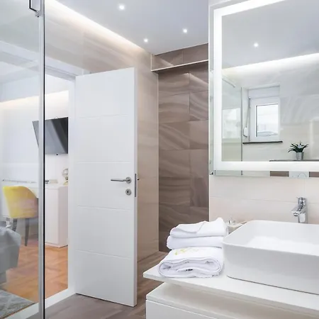 Elais Luxury Villa