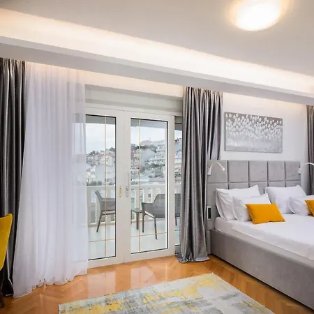Elais Luxury Villa Podstrana